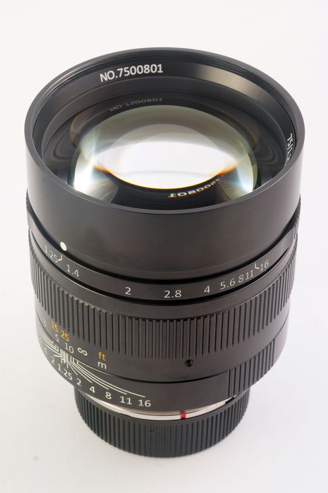 Об'єктив 7Artisans 75mm f/1.25 II MF для Leica M