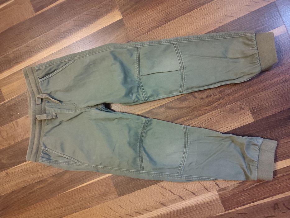 Джинси кольору хакі на хлопчика 5-6 років, 116 см