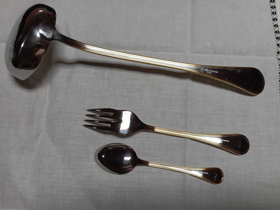 faqueiro ouro e aço inoxidável novo