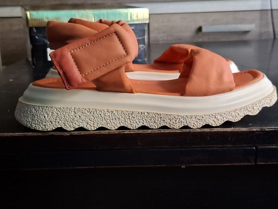 pomarańczowe sandały venezia r.37