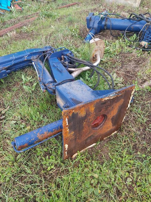 2  gruas em bom estado