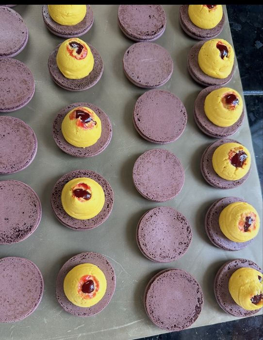 Макарон макаронс макарун десерт на замовлення в наявності