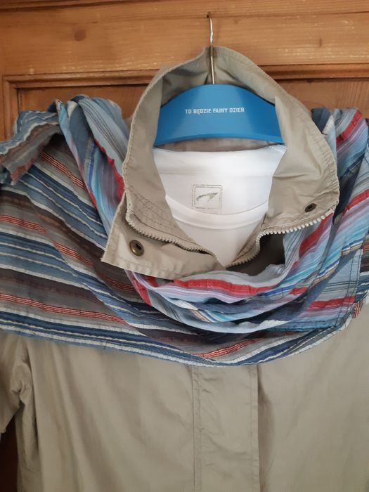 PACO cudny, elegancki trencz r L/XL i 40- 42