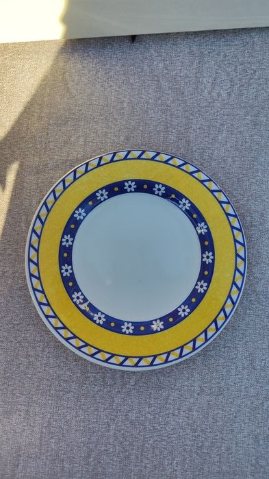 Conjunto de pratos cerâmica