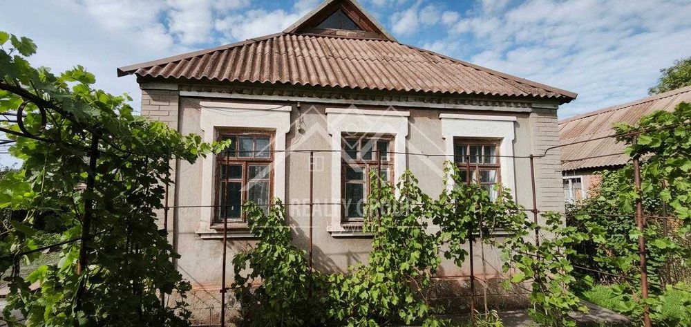 Продаж будинку біля річки, вул. Миколи Ходича