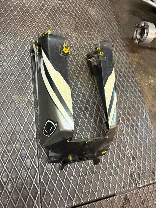 Plasticos Banshee 350