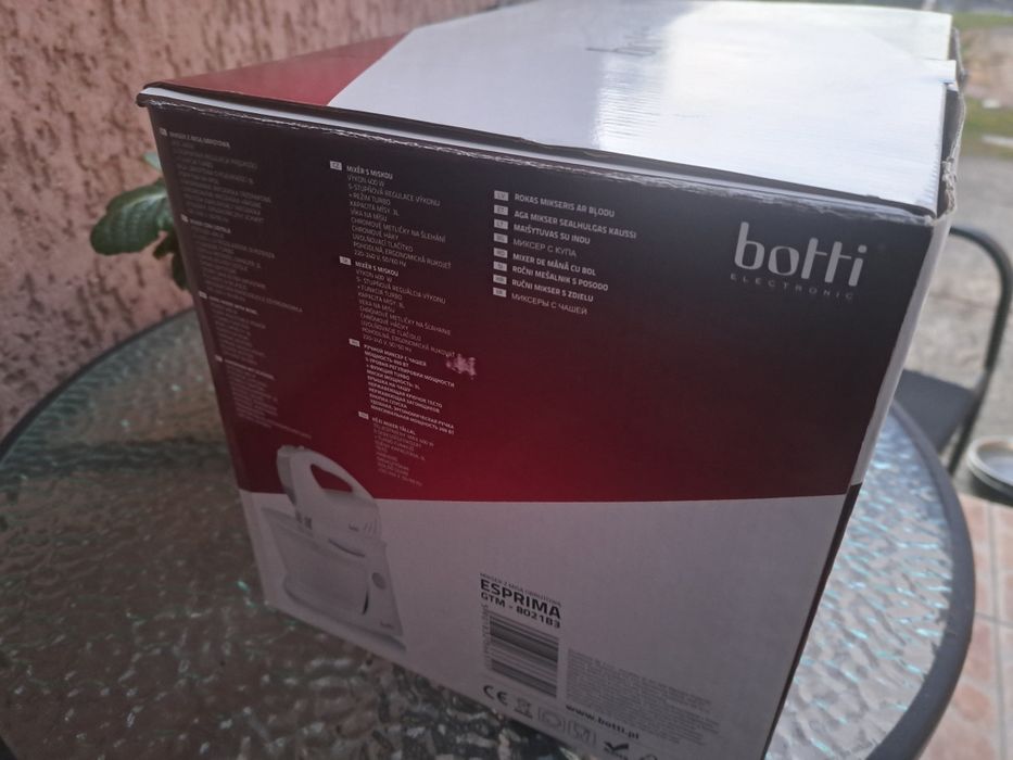 Mikser z misą obrotową  3L 400W