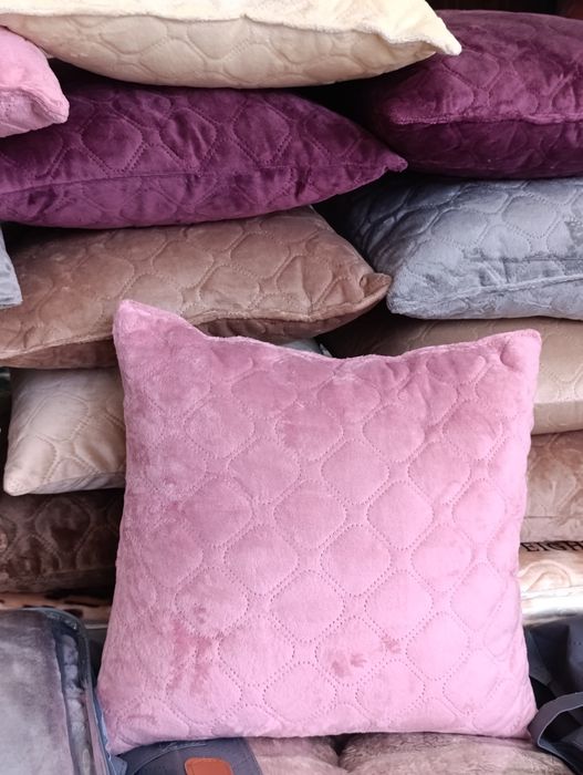 Велюрові м'якенькі декоративні подушки 40х40. ТЕП. Різні кольори.