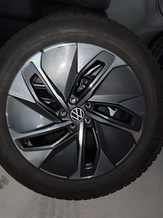 Зимові Колеса на id4, id6, unix, audi q4 диски