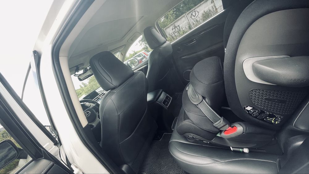 Надійний Lexus nx 200t