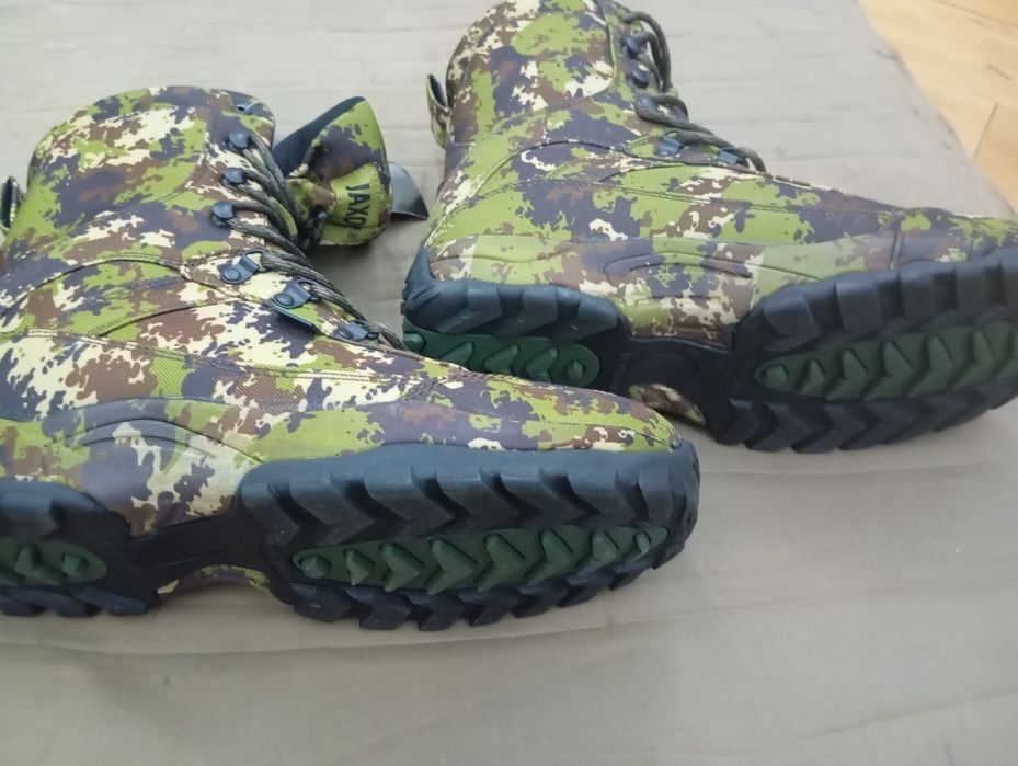 Самая лёгкая военная теплая обувь .