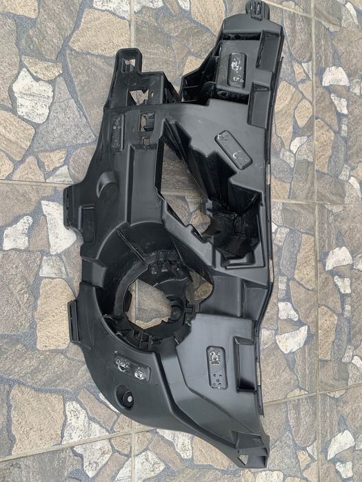 Кронштейн кріплеплення під туманку bmw f25