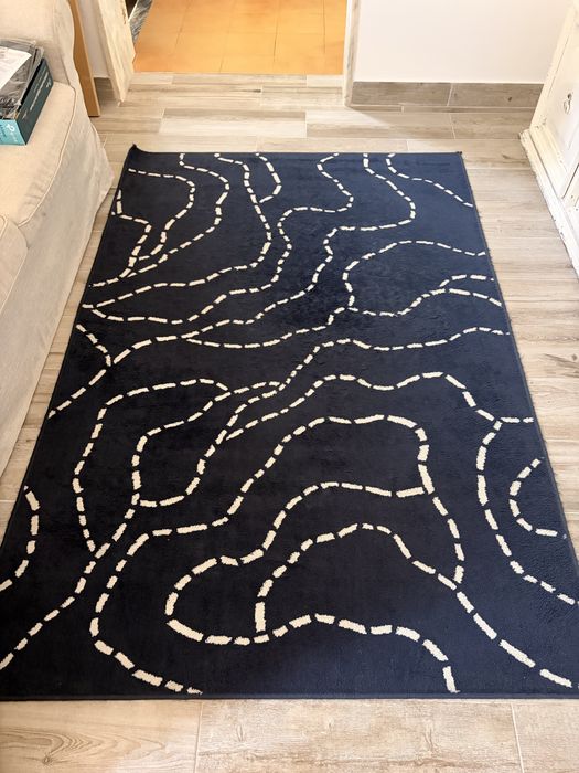 Tapete Moderno 195 × 132 cm – Excelente Estado