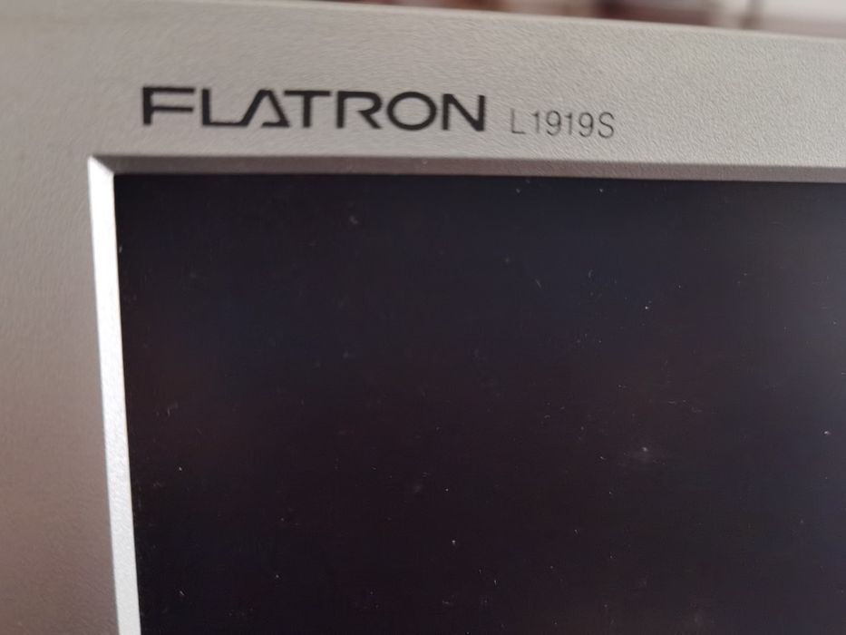 Monitor LG 19 polegadas