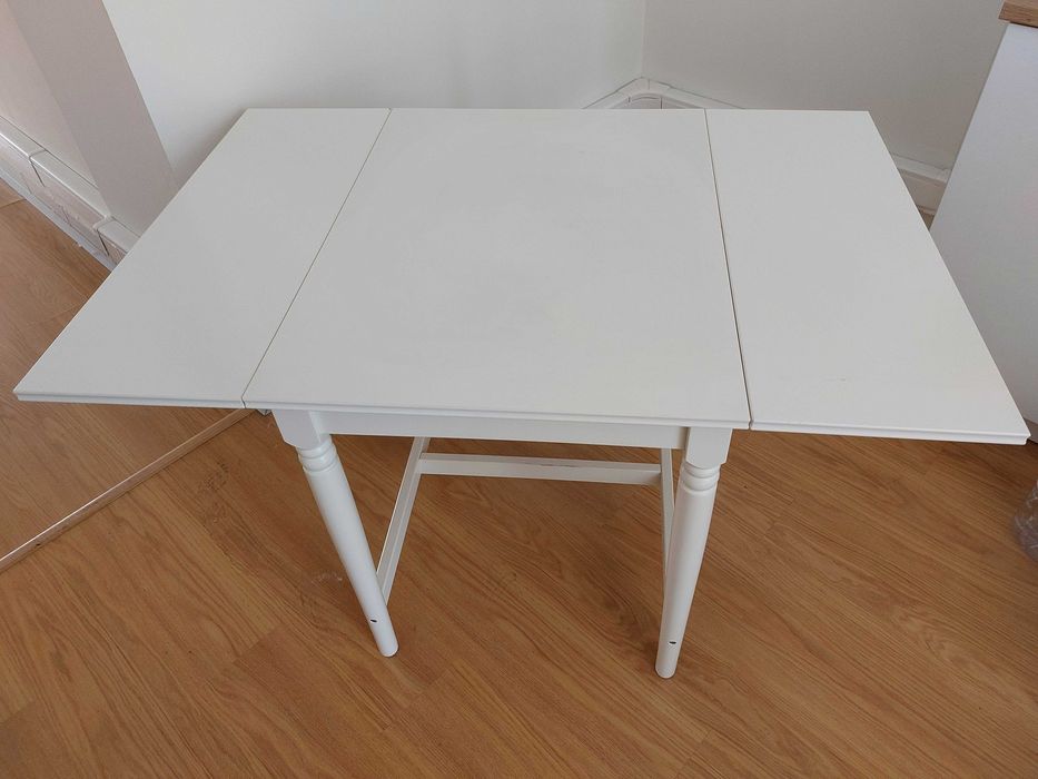 Foldable-Leaf Table IKEA + 4 Chairs64552771513730123