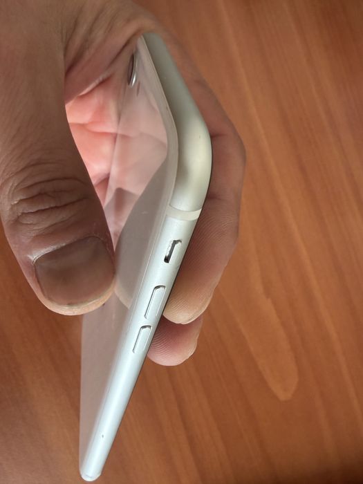 Apple iPhone SE White — купить смартфон недорого на OLX.ua