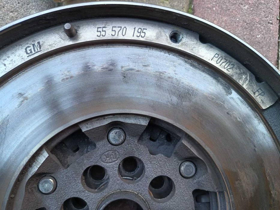 комплект зчеплення opel astra j 1.7 cdti 92 kw