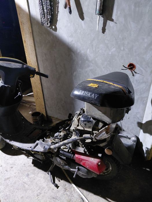 Скутер  eriskay 72