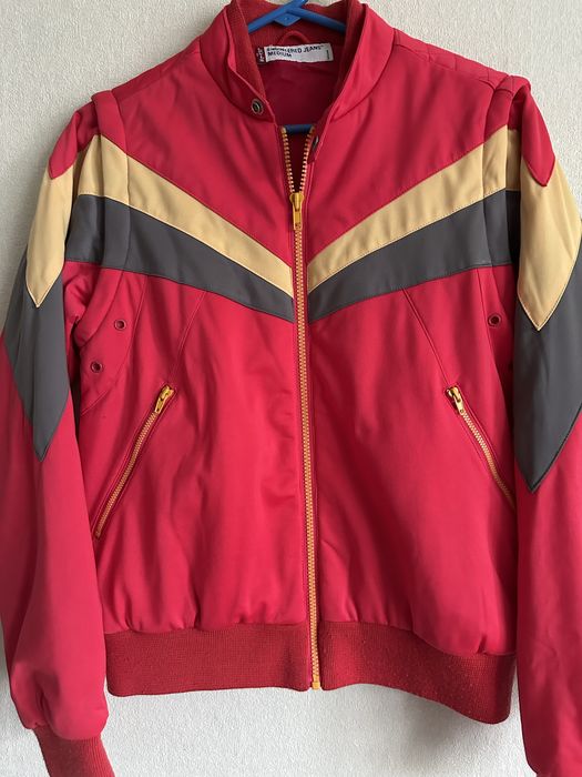 Одежда levis 46р