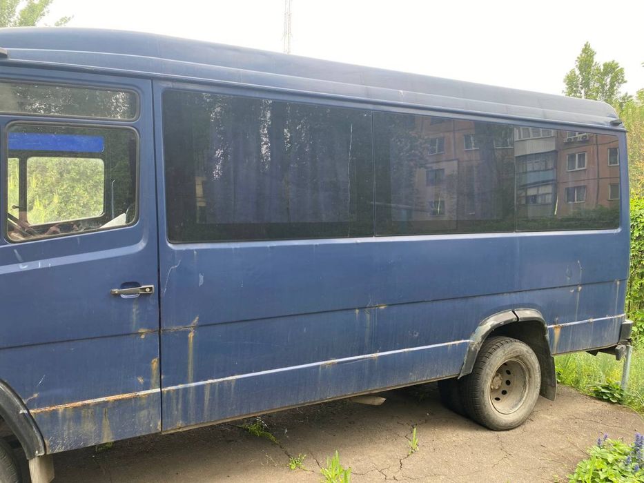 Mercedes Benz T2 / Рекс / 1996р / 4L Disel