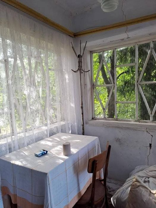 Продам будинок поруч з м. Шептицький у с. Завищень.