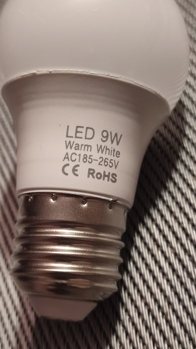 Lampada led E27 9w