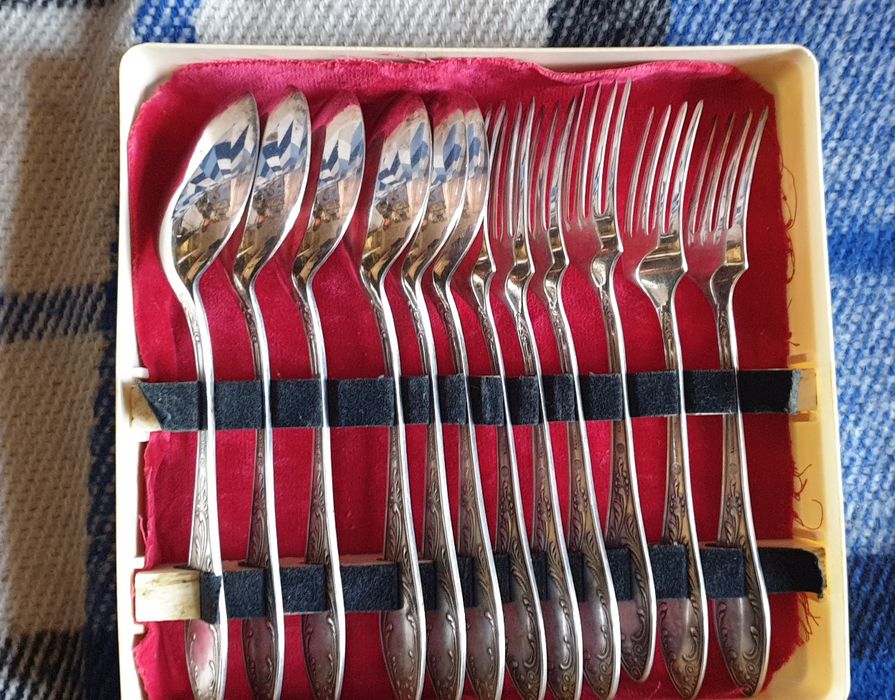 Набір столовий ложки,вилки