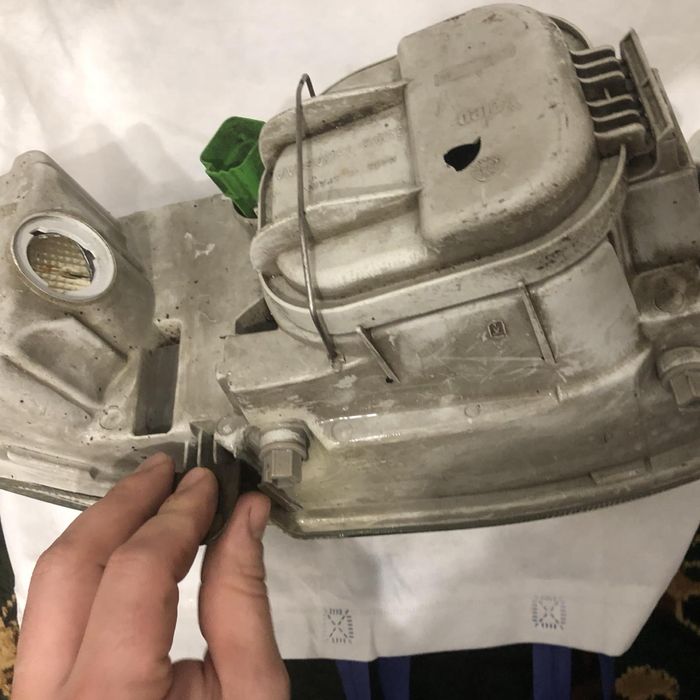 Фара права  Ford Escort, Mk-6 (96-00г.), 95AG13K060AA