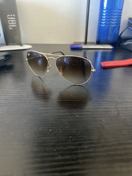 Ray-Ban Aviator clássico (estilo RB3025)