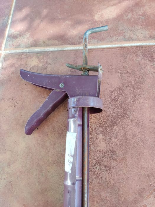 Pistola para silicone