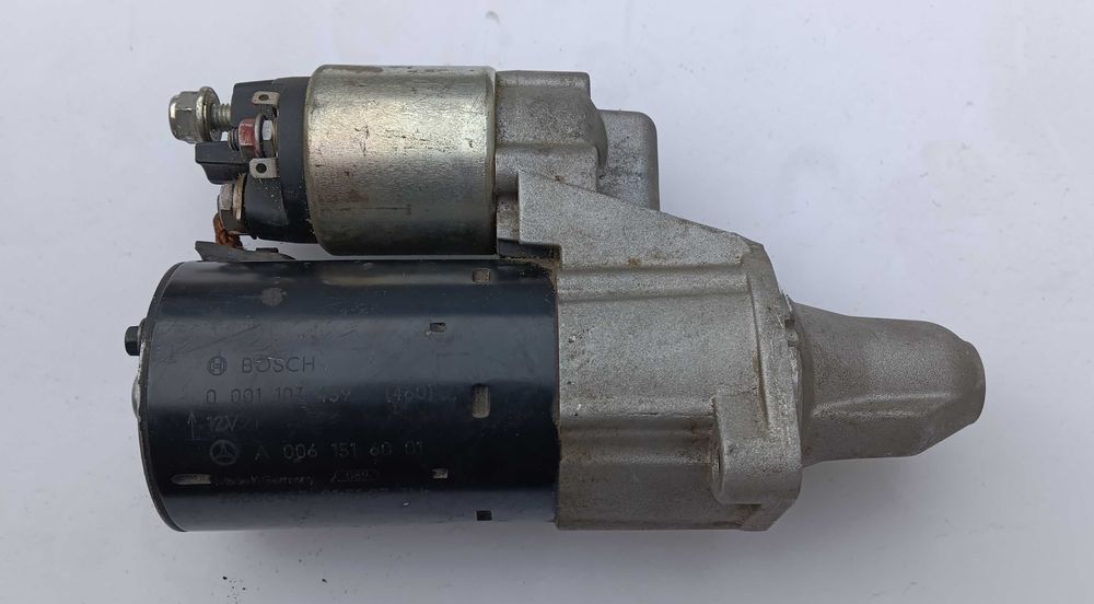 Стартер Bosch A0061516001 для Mercedes Benz