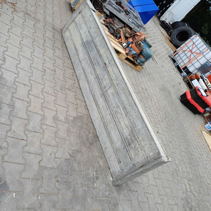 Najazdy aluminiowe używane – nośność 10,5 t