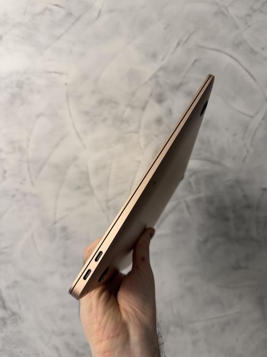 Macbook air 2019 i5 8gb 128ssd