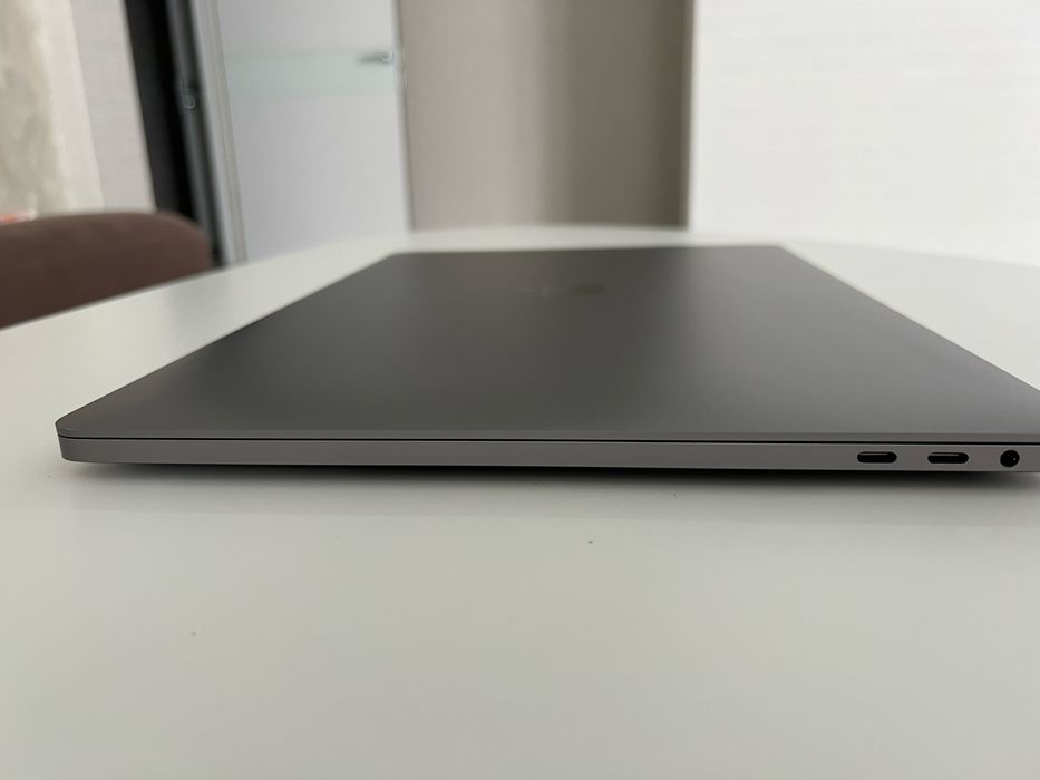 MacBook Pro 16 1TB терміново