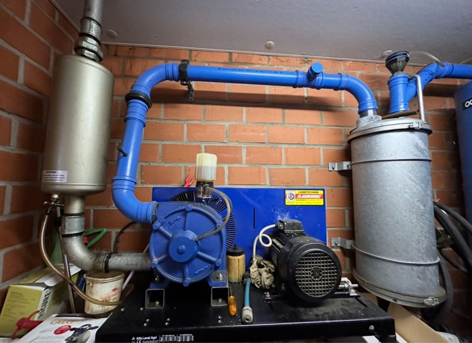 Pompa próżniowa VP 77 do dojarki przewodowej / hali udojowej Delaval