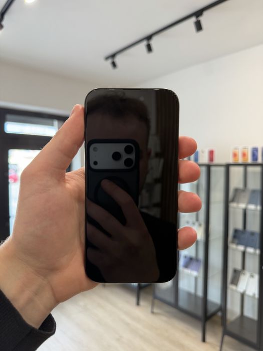 Telefon iPhone 15 PRO 256GB Czarny Apple Gwarancja iTrade
