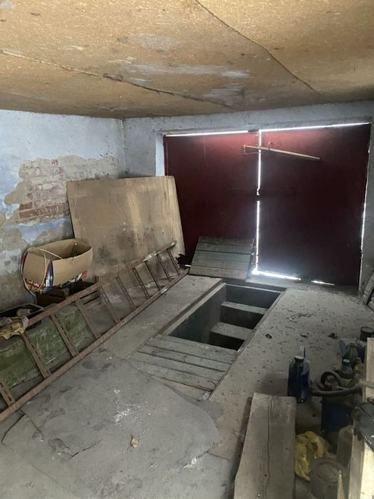 Частина будинку, одноповерховий з горищем. Зупинка близько! 32676