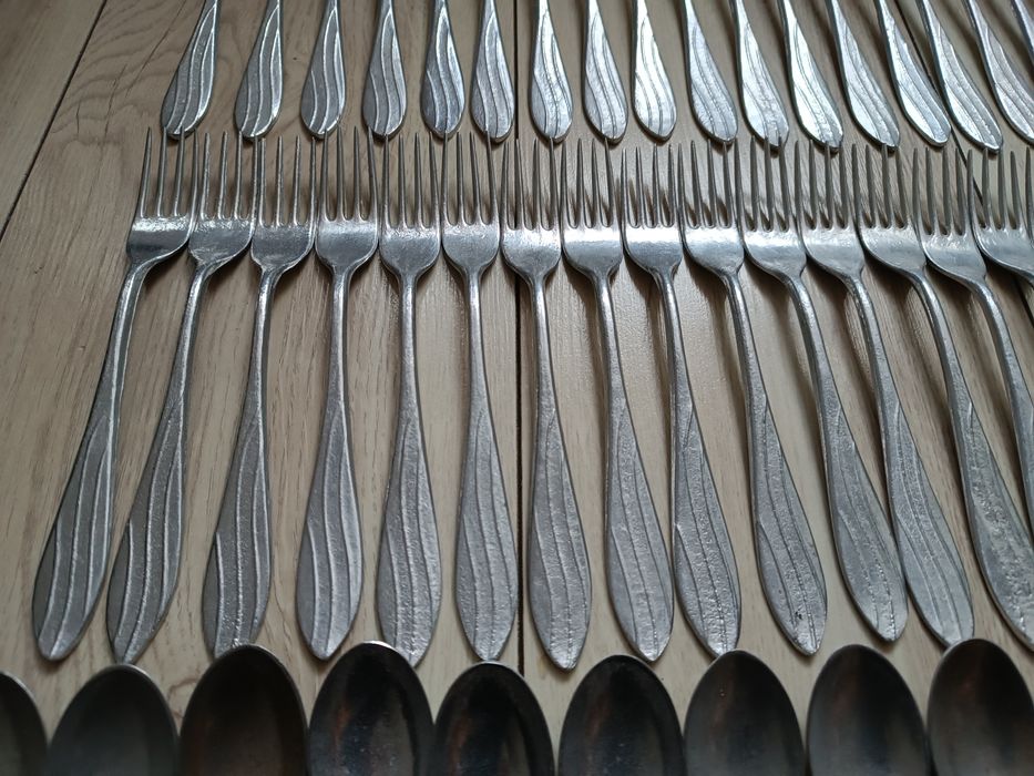 Duży zestaw sztućców FNS z PRL