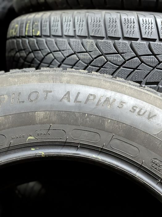 Резина зима зимові 235 65 r17 Michelin 2 шт  колеса шини Gtyres