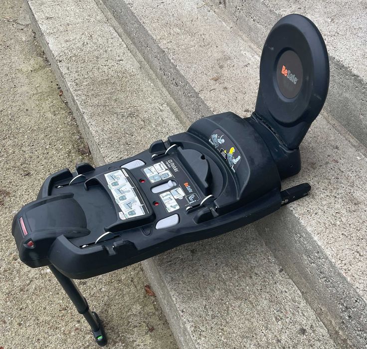 fotelik  samochodowy z bazą BeSafe iZi Modular i-Size RF