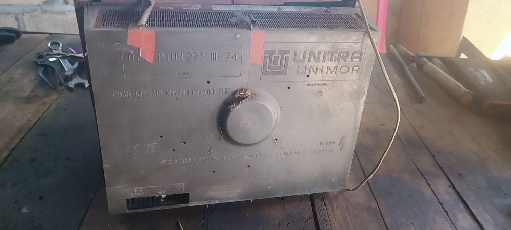 Zabytkowy telewizor UNITRA neptun