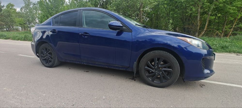 Продаж Mazda 3 2012