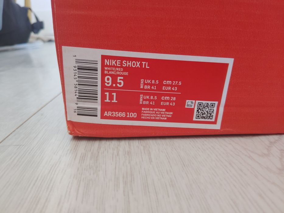 NIKE shox to czarne 43