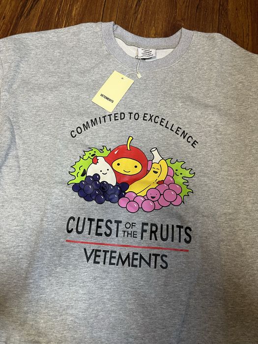 Кофта світшот Vetements fruits | НА РУКАХ