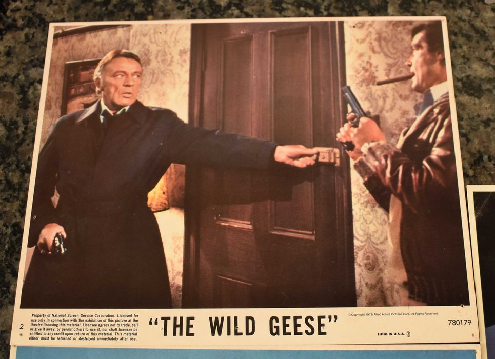 Cinema: 3 Posters/cartazes oficiais "The Wild Geese" (1978)