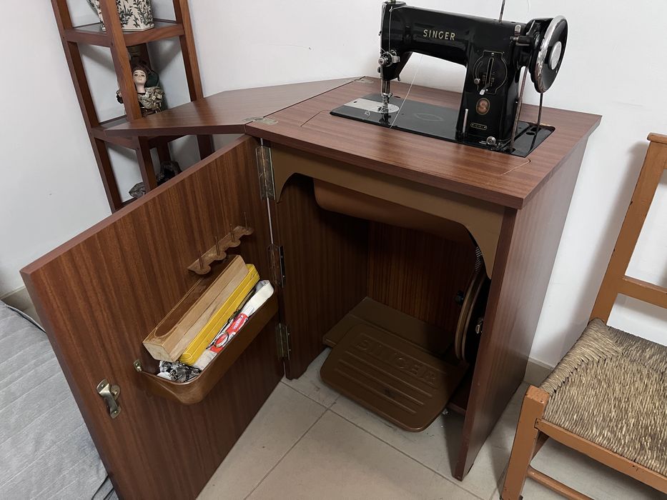 Máquina de costura Singer
