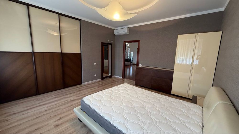 Квартира 136м2 Дом Крейнина, Центр