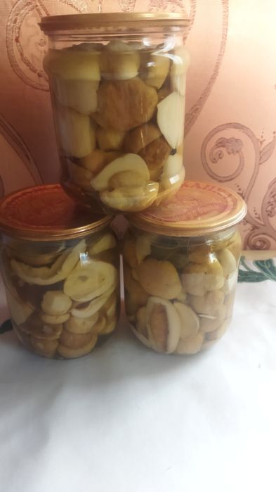 Білі гриби мариновані продаю