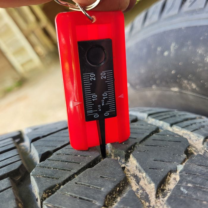 Felgi stalowe 15 cali 15H2×6J opony 225/70R15C IVECO Daily III 2004r