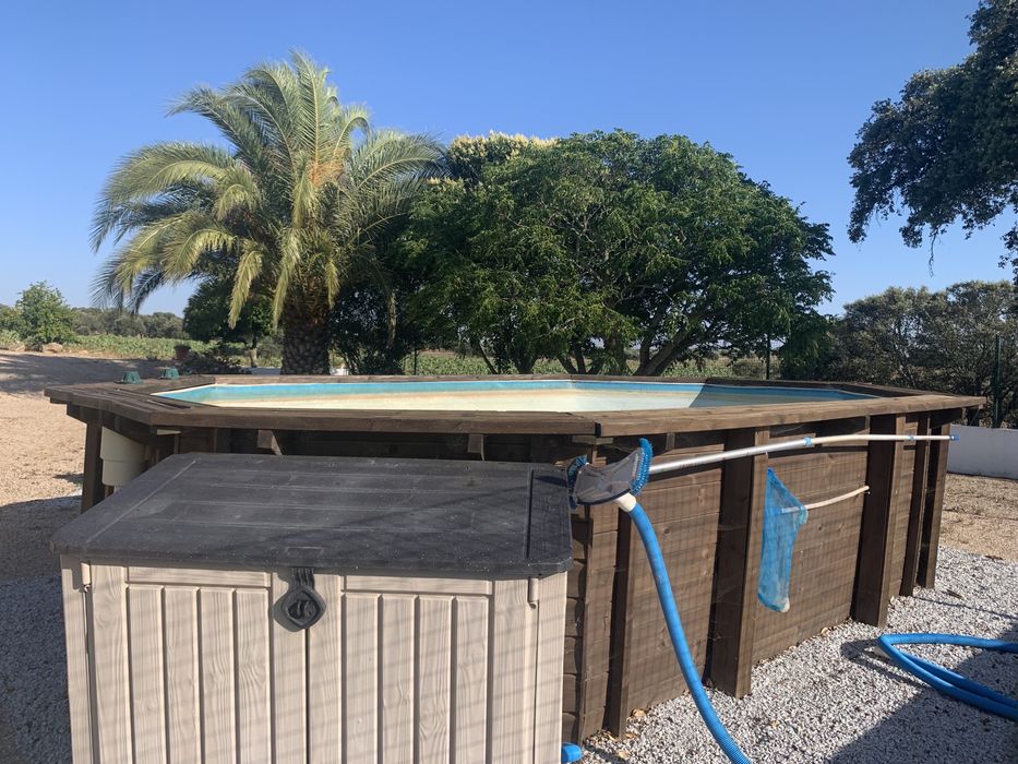 Piscina de Madeira Comino 5,63m x 3,52 x 1,24m